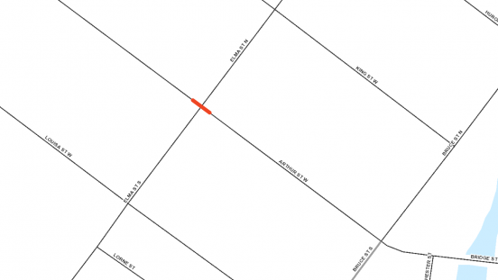location of lane restriction on Arthur Street West