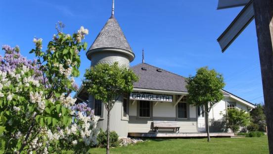 Craigleith Depot in the summer