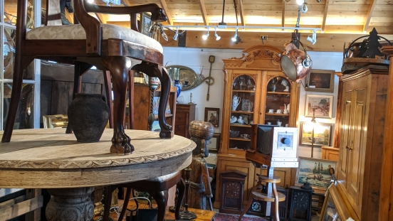 Danfield Antiques & Art