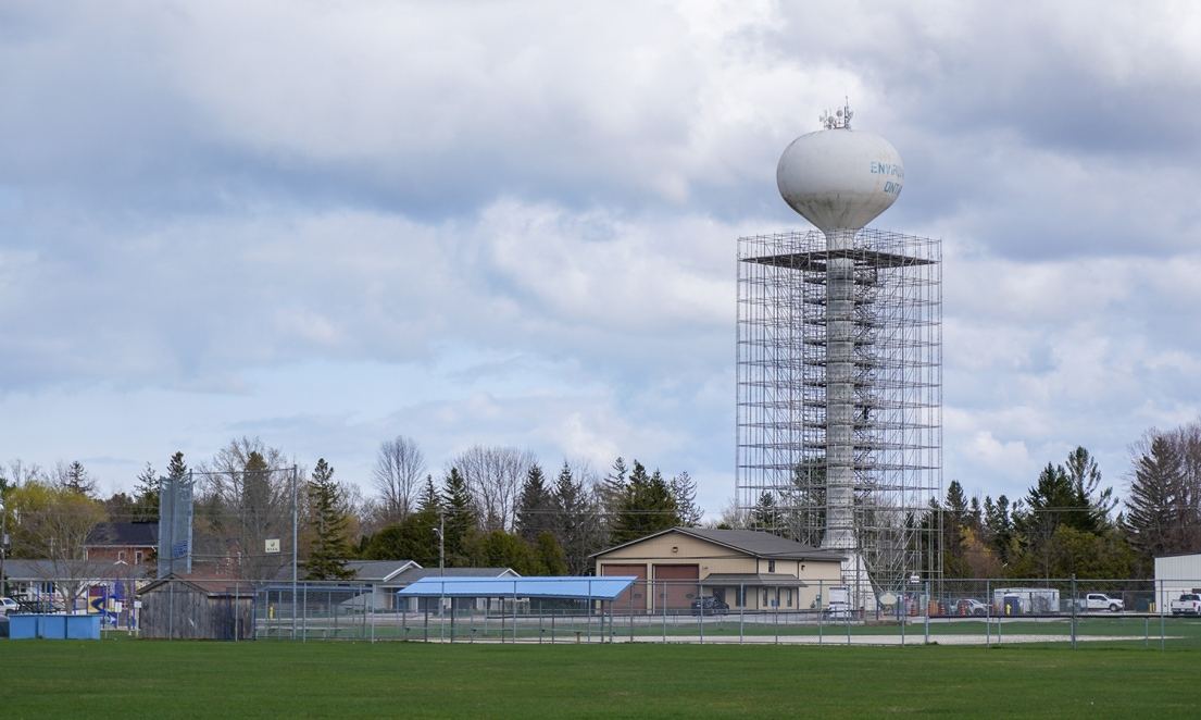 Scaffolding surrounding the Thornbury water tower